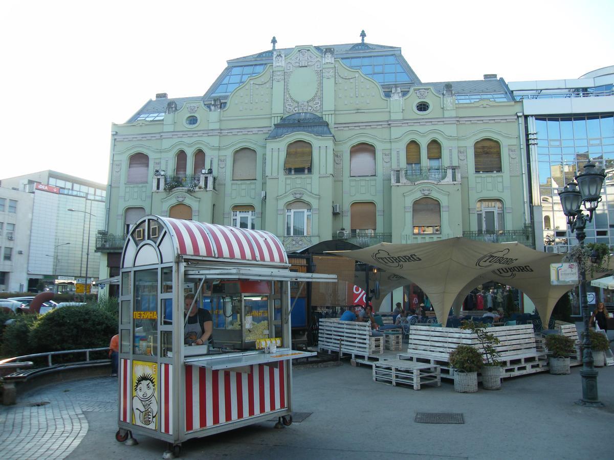 Hostel Nomad Novi Sad Exteriör bild